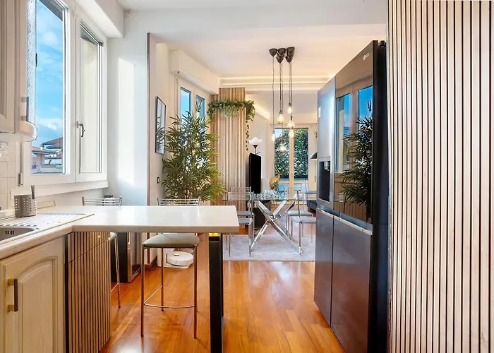 Апартаменти 3 В'яреджо